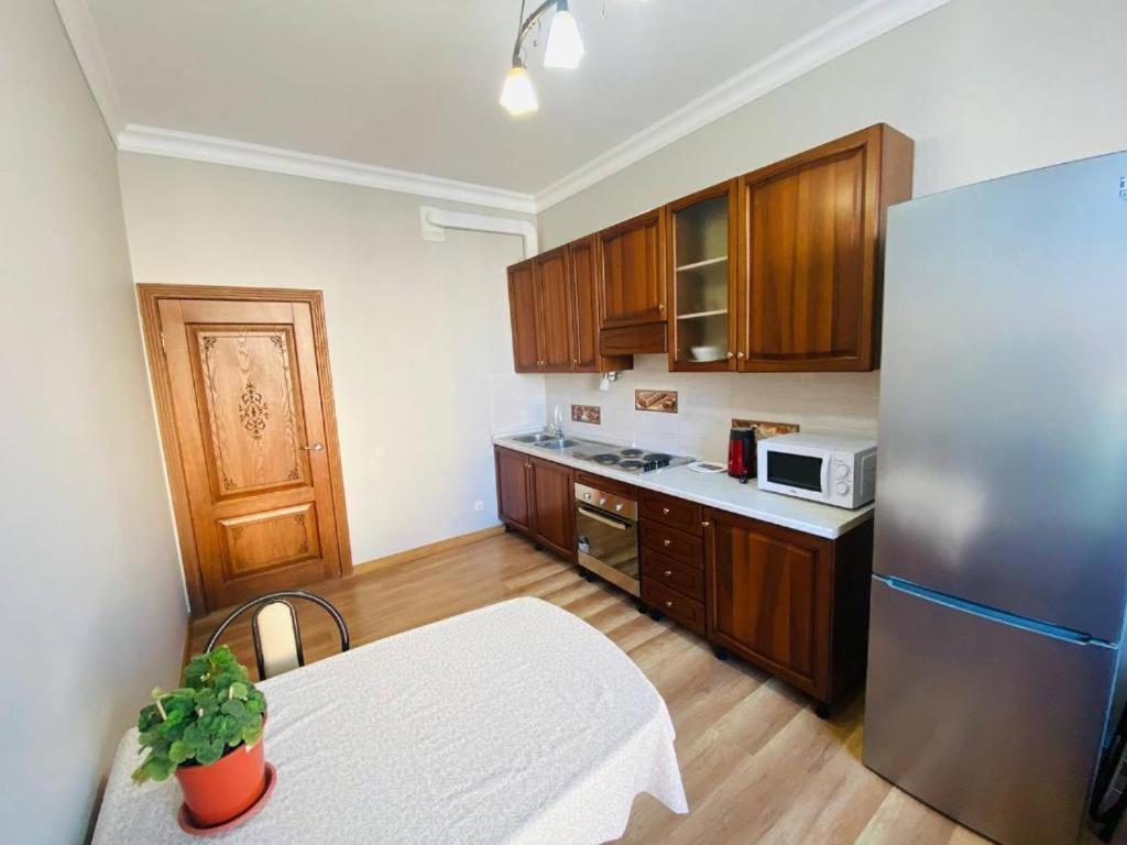 Ernaz Plus Apartments-Expo-Boulevard 130 Astana Eksteriør bilde